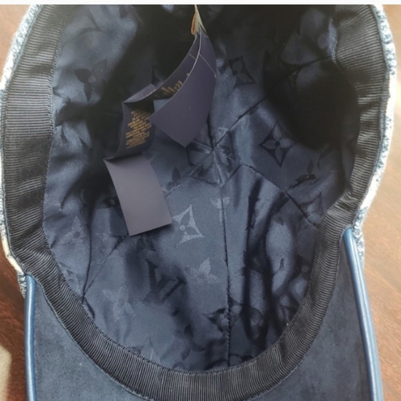Louis Vuitton Jacquard Denim Cap -Adjustable Straps - Picture 6 of 9